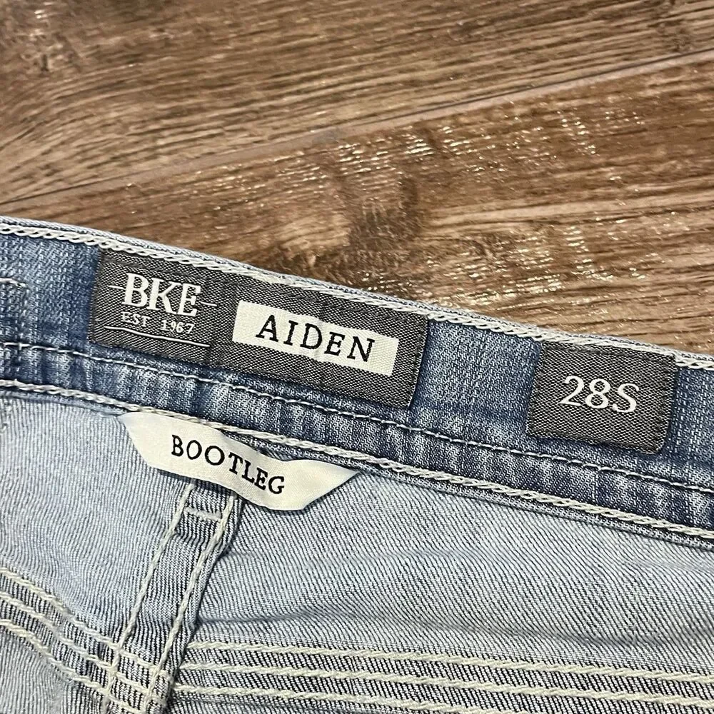 BKE Buckle Aiden Jeans Men's 28x29 Blue Denim Light Wash Embroidered Stretch - Picture 5 of 11